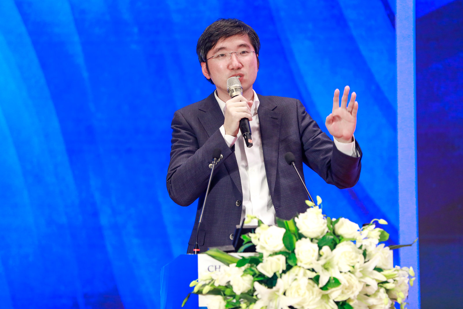 翱捷科技：华泰证券、泓澄投资等多家机构于4月9日调研我司