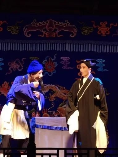 有研硅：瑞银证券投资者于11月26日调研我司