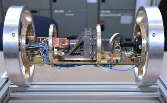 钻石成散热神器!企查查:近六成人造金刚石企业成立10年以上