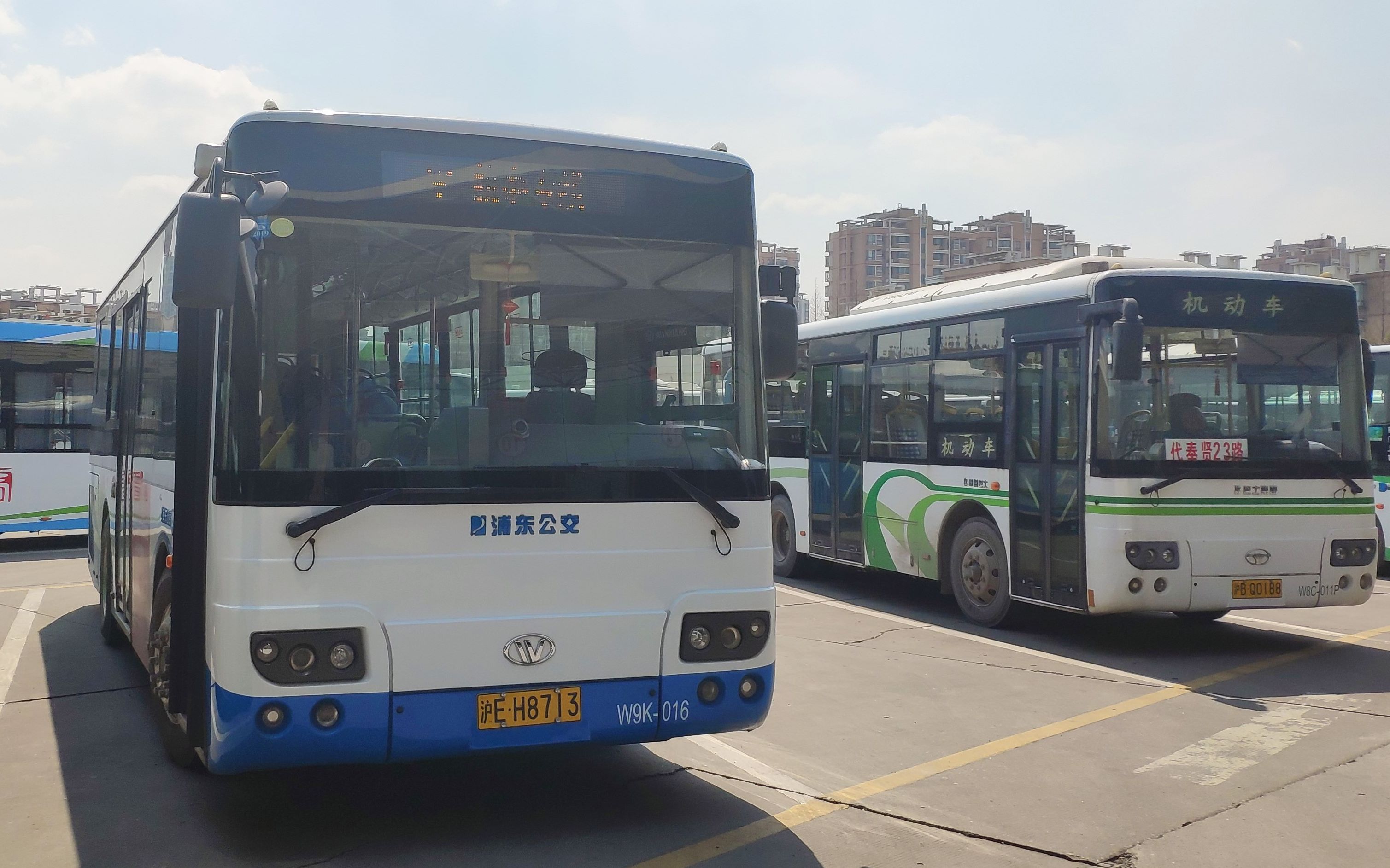 复旦微电：浦东科创投、海通资管等多家机构于12月10日调研我司