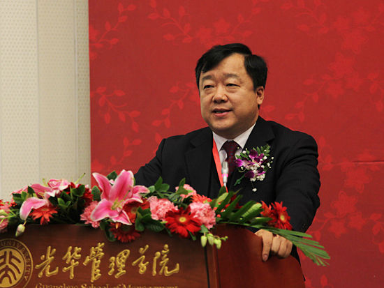 复旦微电：浦东科创投、海通资管等多家机构于12月10日调研我司