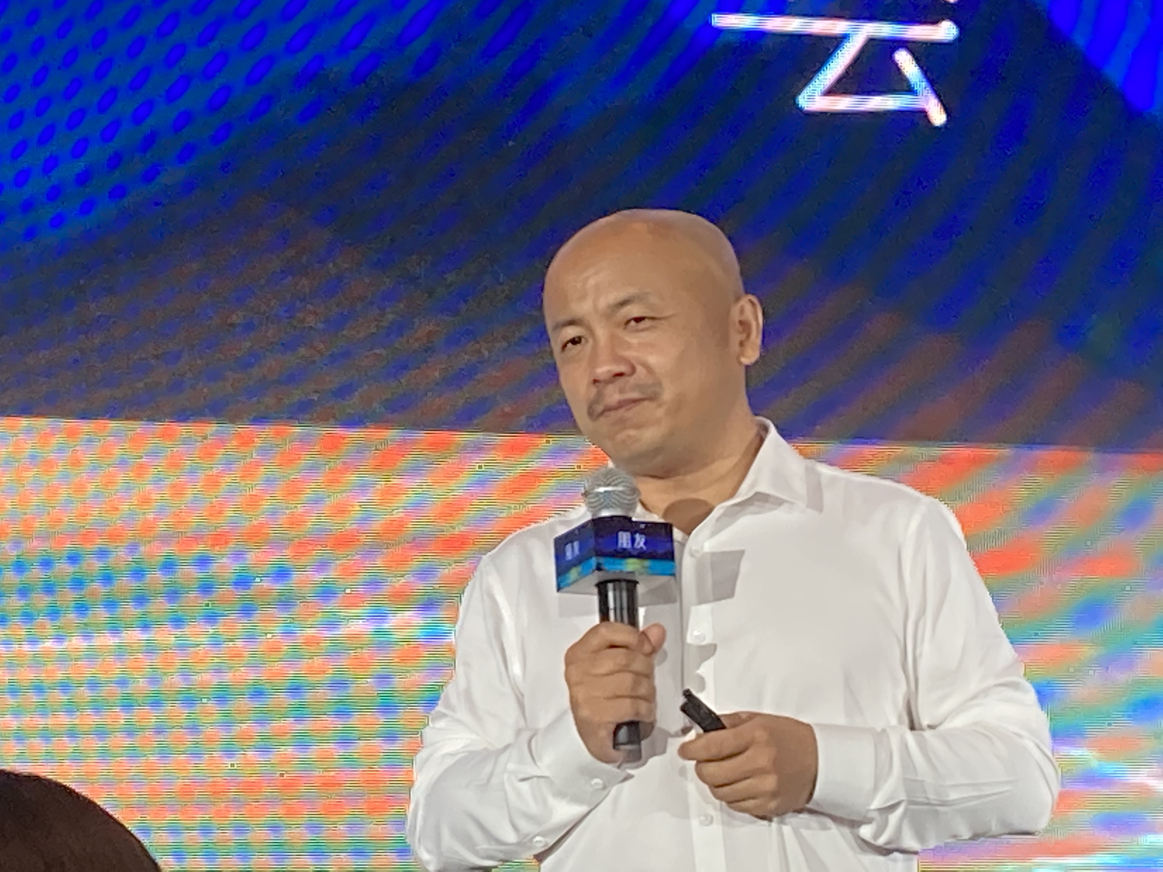 年报解读｜万物云大手笔分红，与万科间关联交易比例逐年下降，董事长朱保全直言“2023-2025年是分水岭”