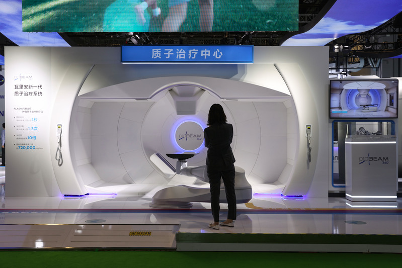 美容护理行业周报:行业迎创新突破,植发机器人获批与减肥新药进展