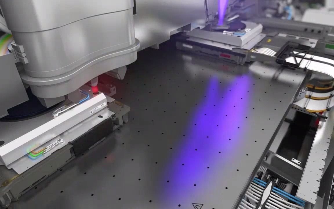 芯�微装：公司直写光刻设备可提供高质量的PCB直写光刻设备和解决方案
