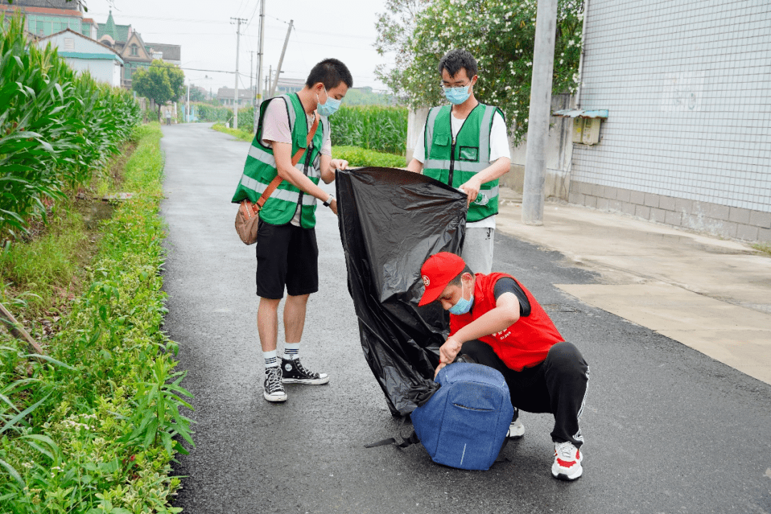 卓易信息：3月13日接受机构调研，民生计算机、兴业基金等多家机构参与