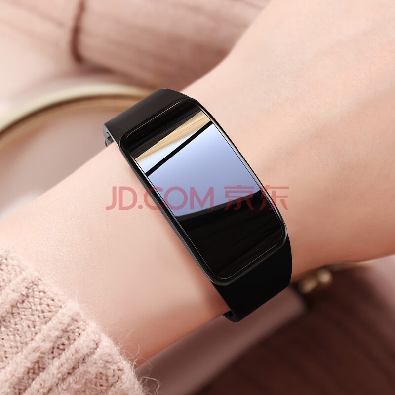 飞亚达:已围绕精密科技和智能穿戴深入研究探索