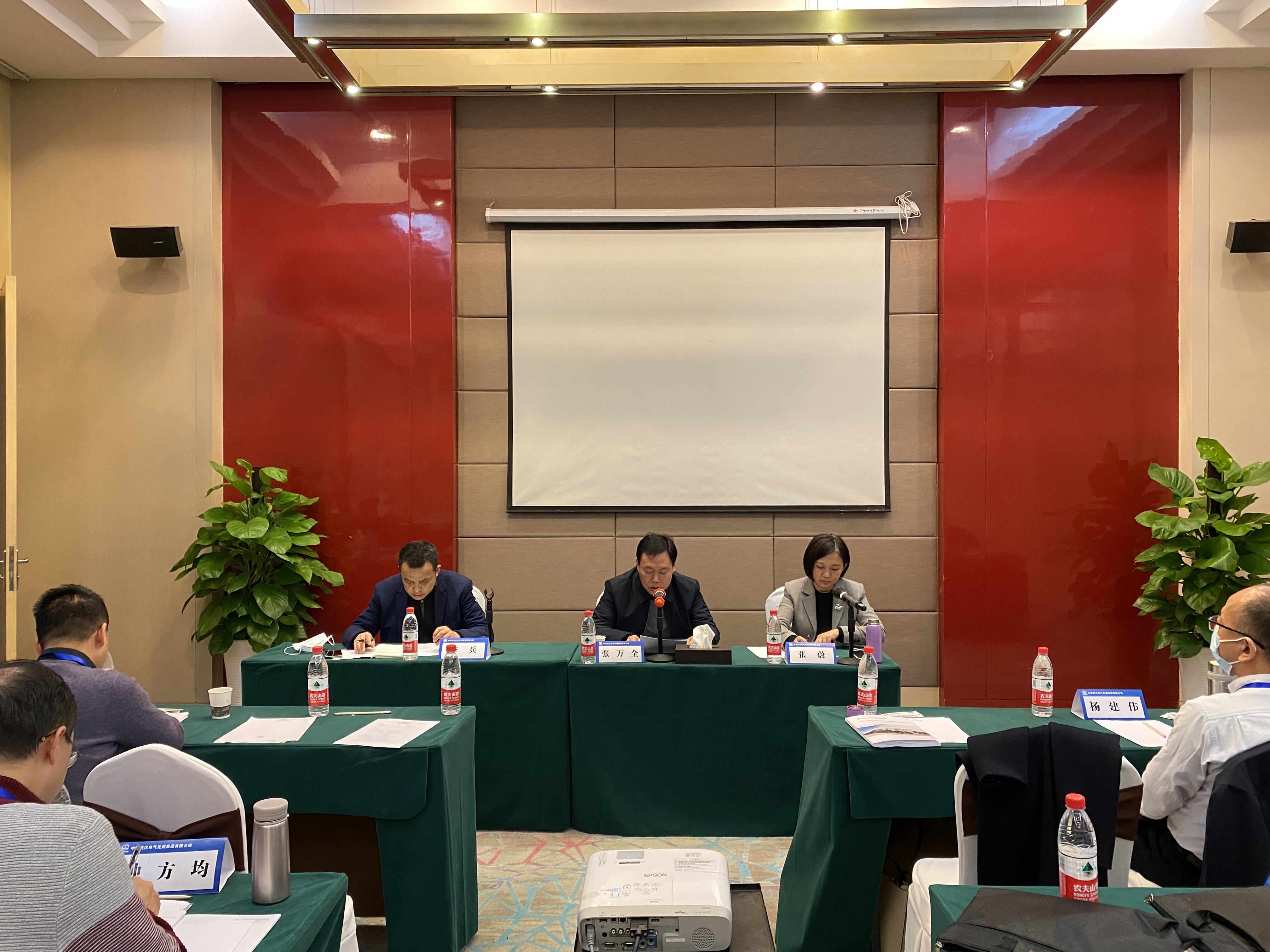 九州一轨最新公告：与中铁武汉电气化局集团有限公司城铁分公司签订战略合作协议