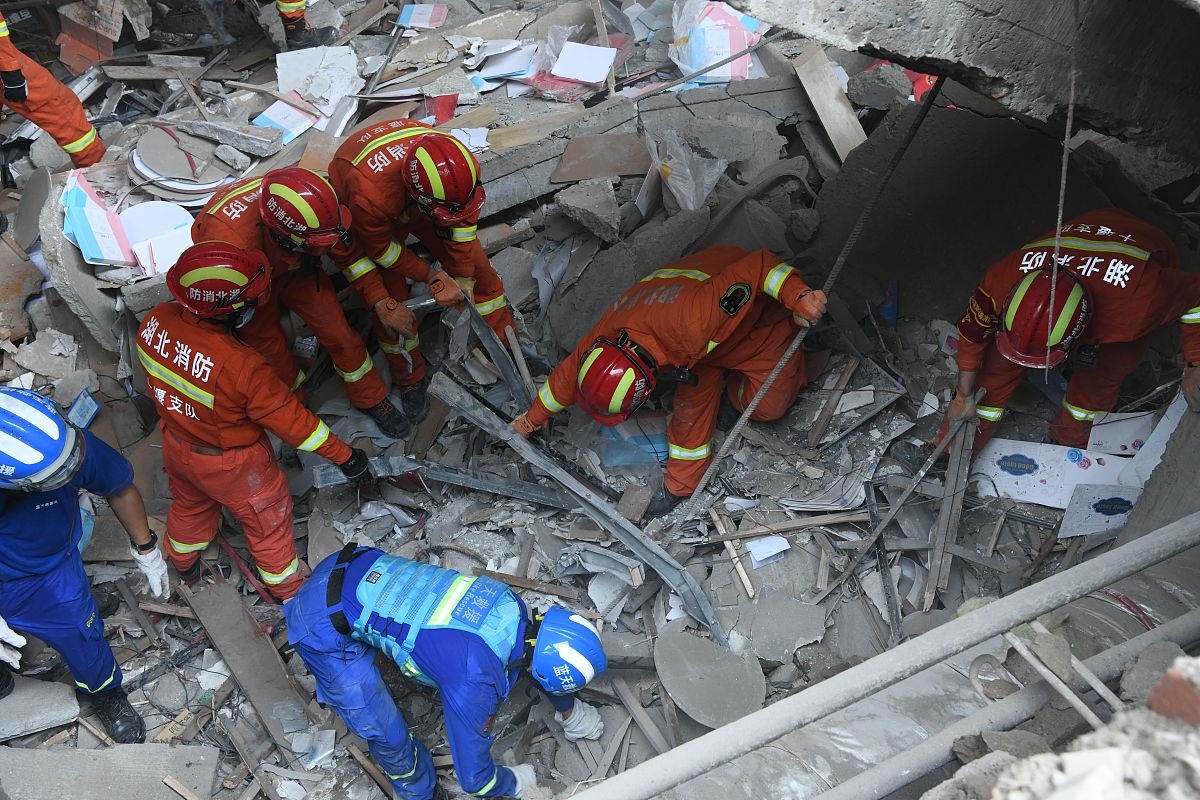 燃气Ⅱ行业跟踪周报：温暖天气持续、俄乌和谈推进，美国&国内气价平稳、欧洲气价下降