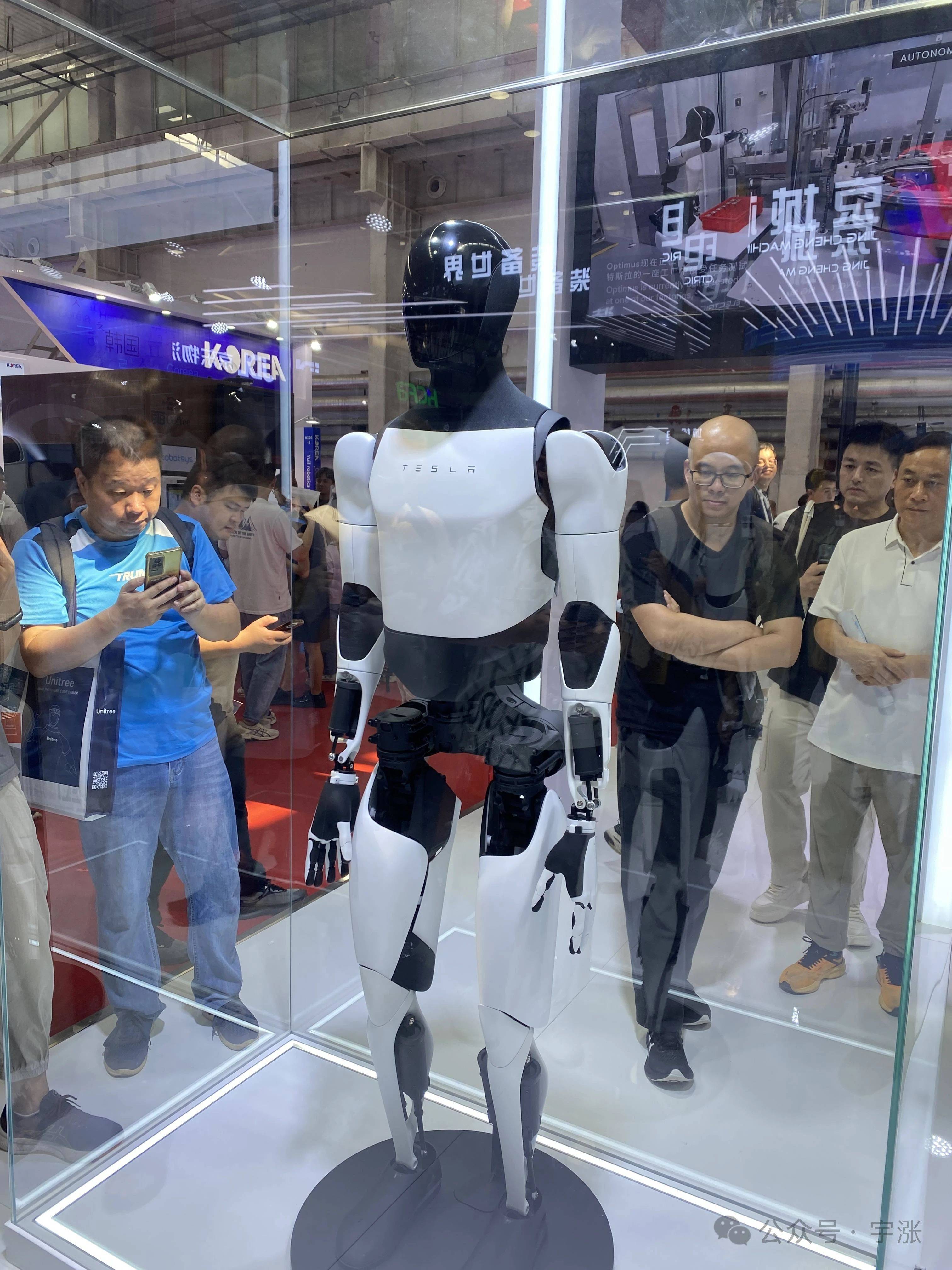 人形机器人行业日度跟踪：GGII预测35年全球人形销量超500万台，广汽机器人27年大规模量产