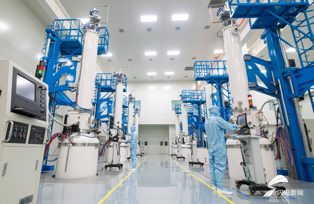 先锋精科：公司的产品主要用于刻蚀设备和薄膜沉积设备等半导体核心设备