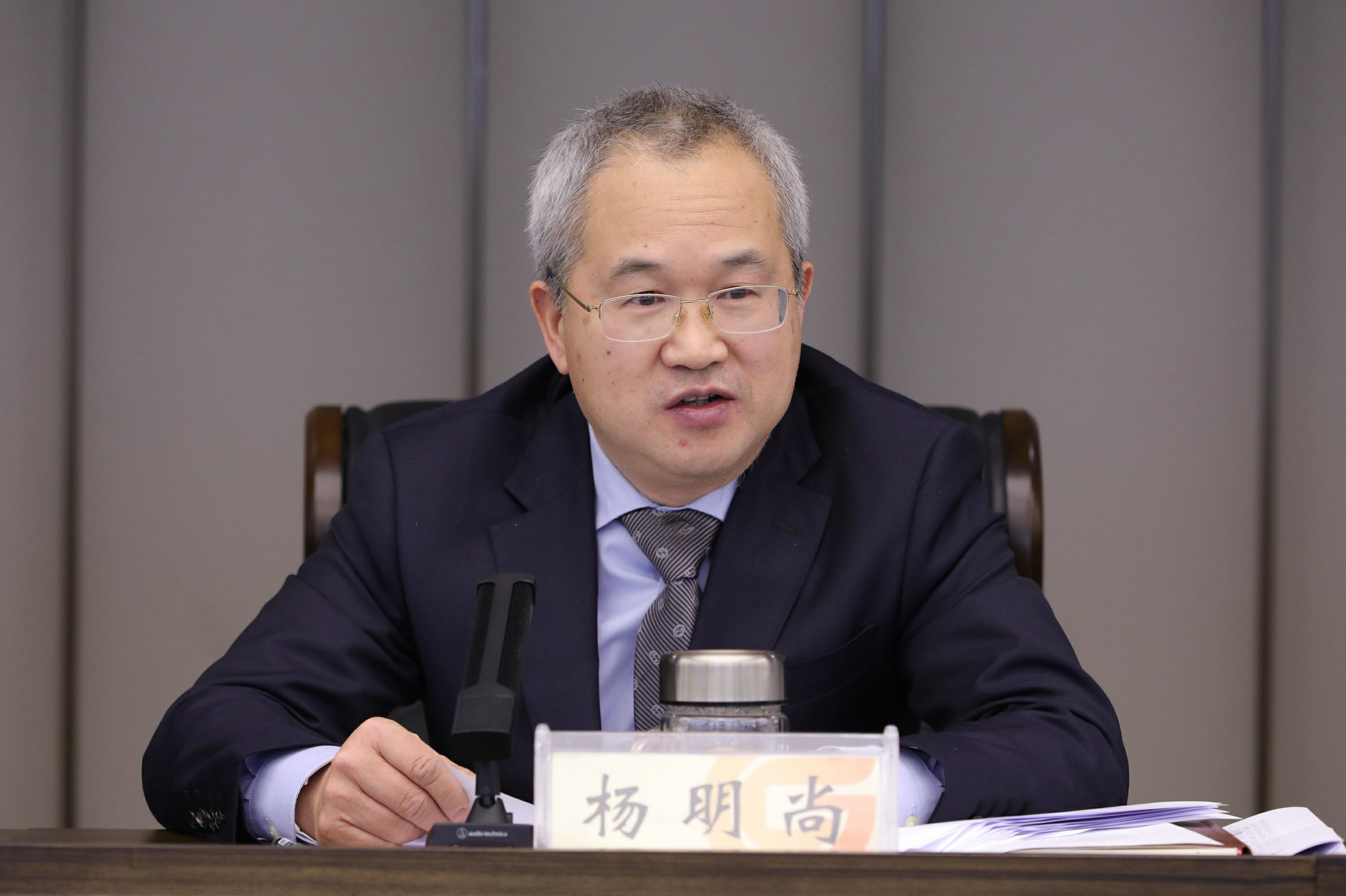 贵州银行前行长许安卸任三个月后官宣被查 前董事长李志明已于去年“落马”