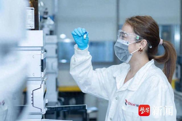 迪哲医药：公司自主研发的舒沃哲®获美国FDA加速批准上市