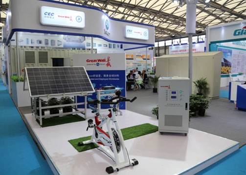 艾罗能源：在西藏阿里结则茶卡盐湖示范项目中采用公司并网逆变器