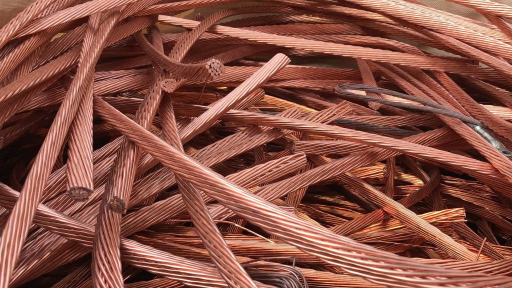 欧科亿：公司一季度库存钨原料及其在产品约2.77亿元