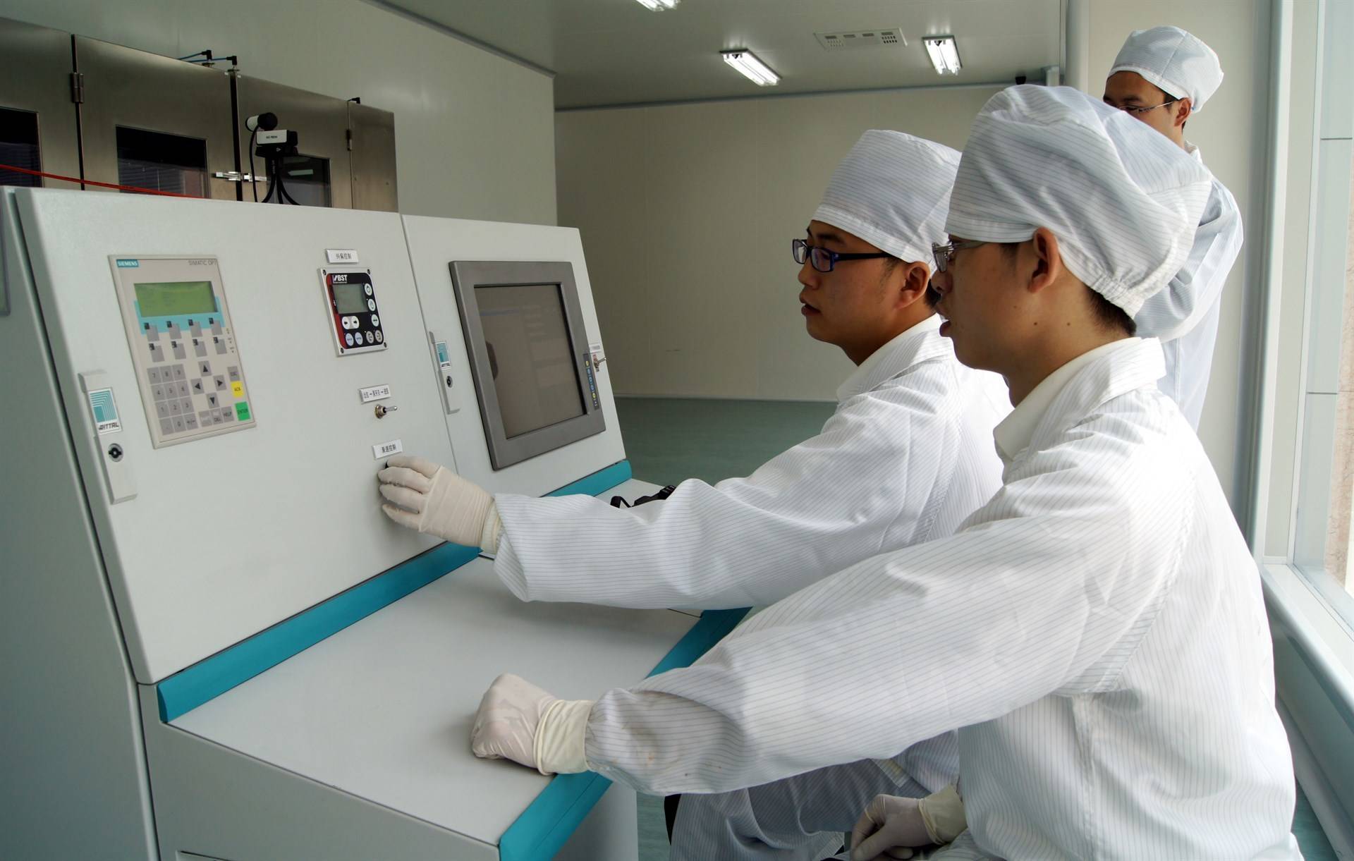 亚辉龙：公司将一如既往扎实做好主业经营