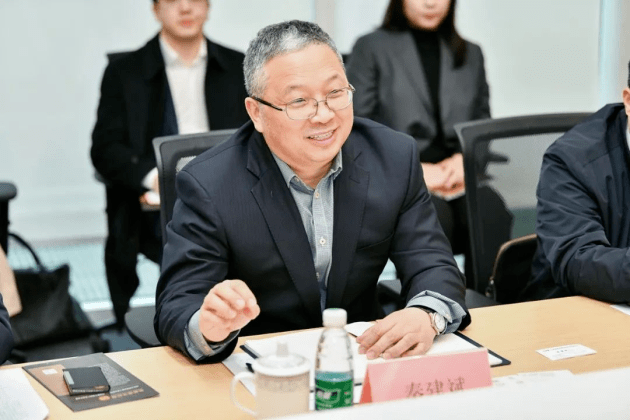星徽股份：本次交易完成后，王晓东先生将持有公司6.99%的股份，成为公司持股5%以上股东，并已承诺自股份转让完成之日起12个月内不减持公司股份