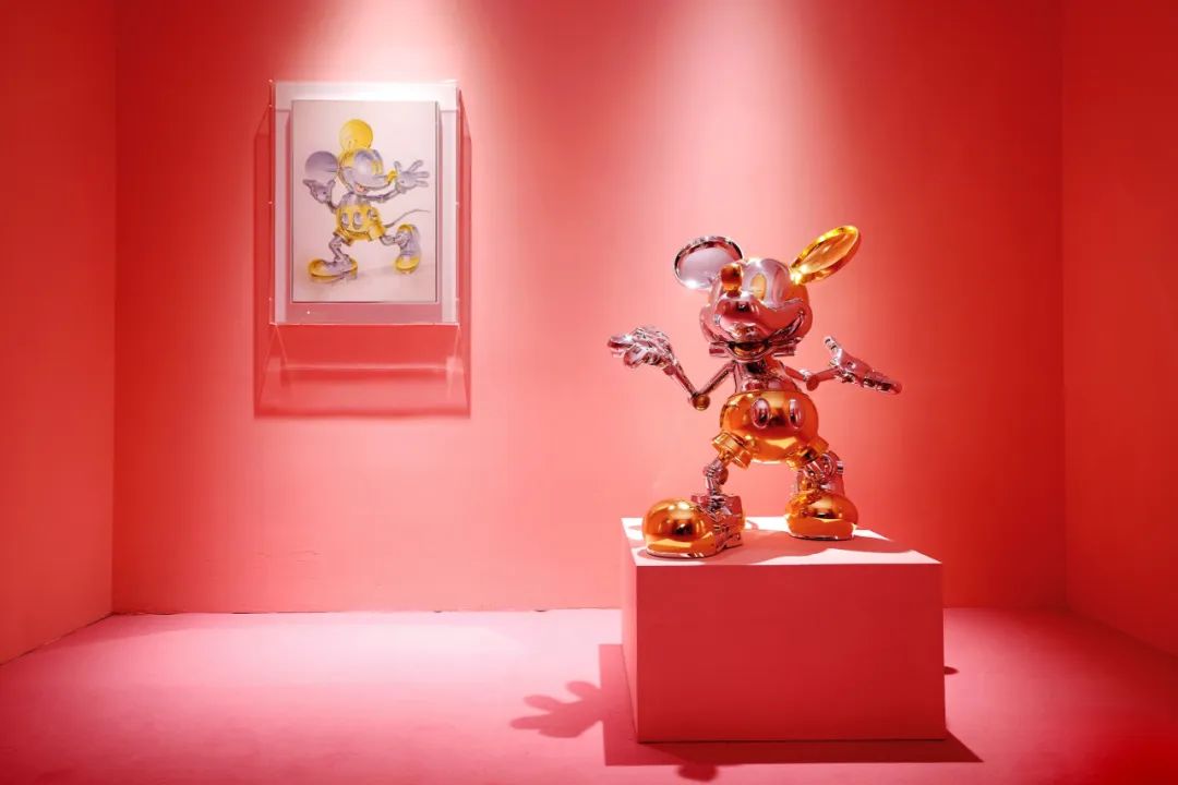 京基智农：国际知名艺术家空山基（HAJIME SORAYAMA）中国巡展《光・透明・反射》成都站正在进行中，将持续到9月，目前形象视觉效果达到预期