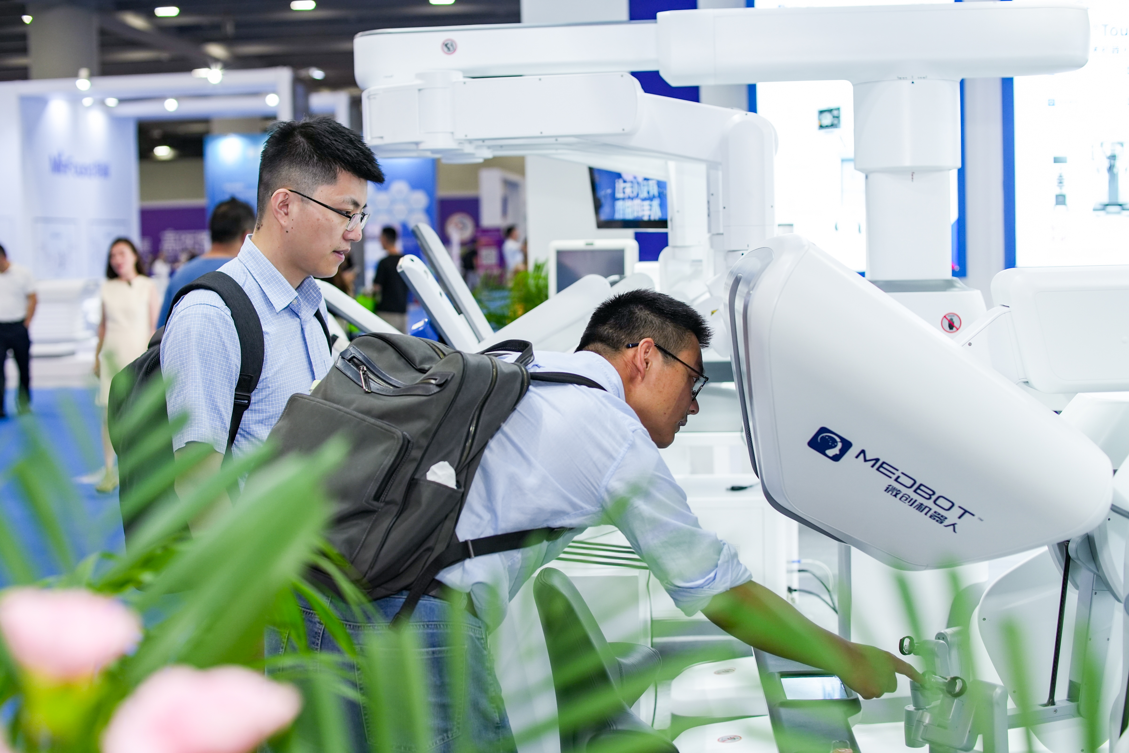 企业：国产手术机器人崛起为医械产业带来更多发展机遇