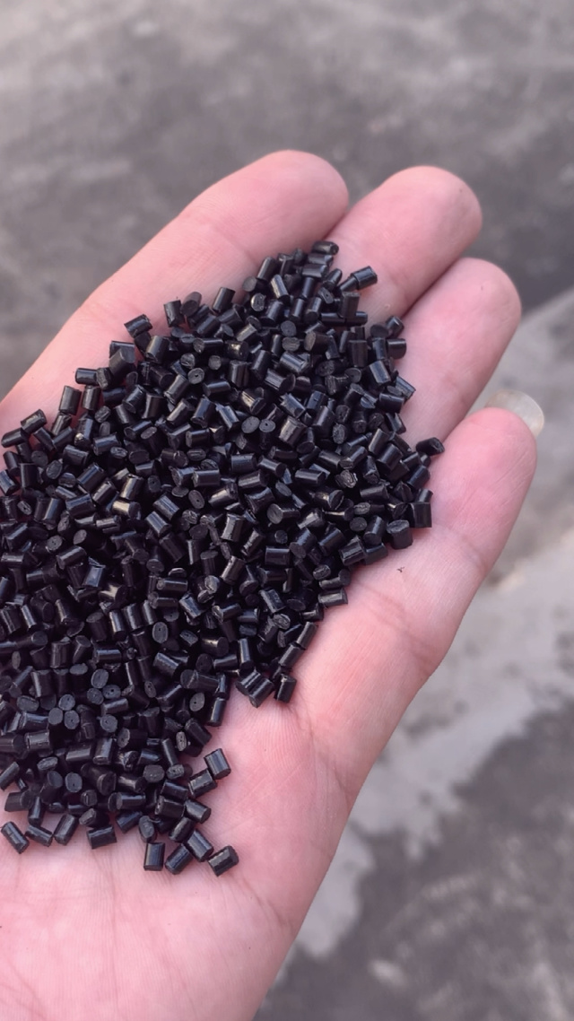 明冠新材：10月10日召开业绩说明会，投资者参与