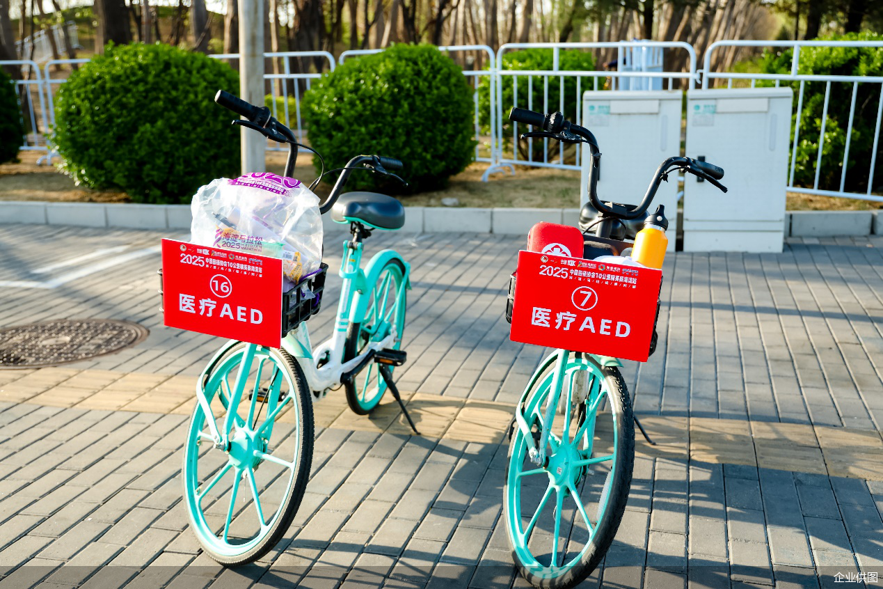 滴滴启动车载AED志愿服务，首批覆盖8城240辆车试运营