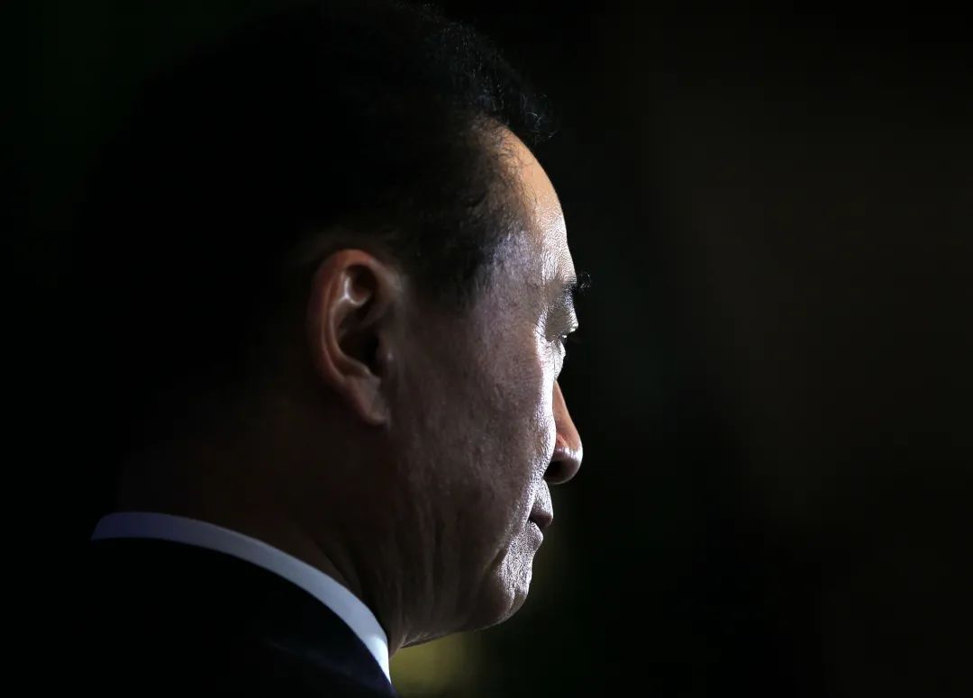 大连新达盟增资至逾400亿元，太盟合伙人成为董事长，王健林仍是单一第一大股东