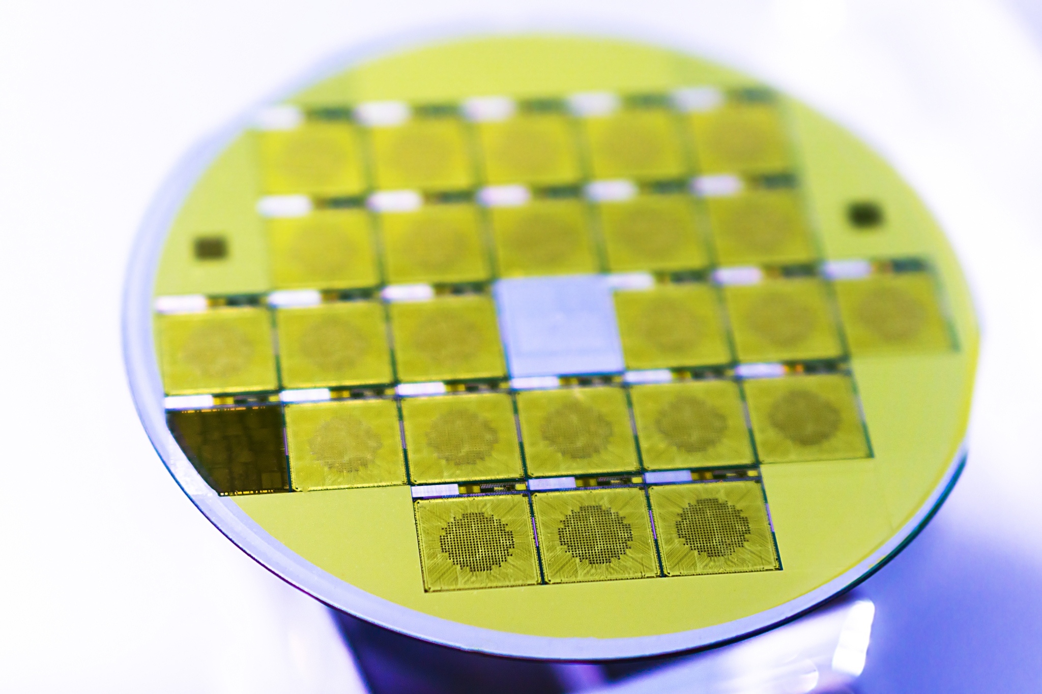 南亚新材（688519）新增【PCB】概念