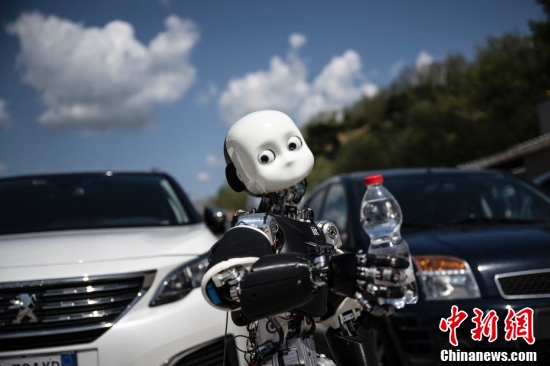 万达电影入股智能设备研发商方图科技，后者含智能机器人业务