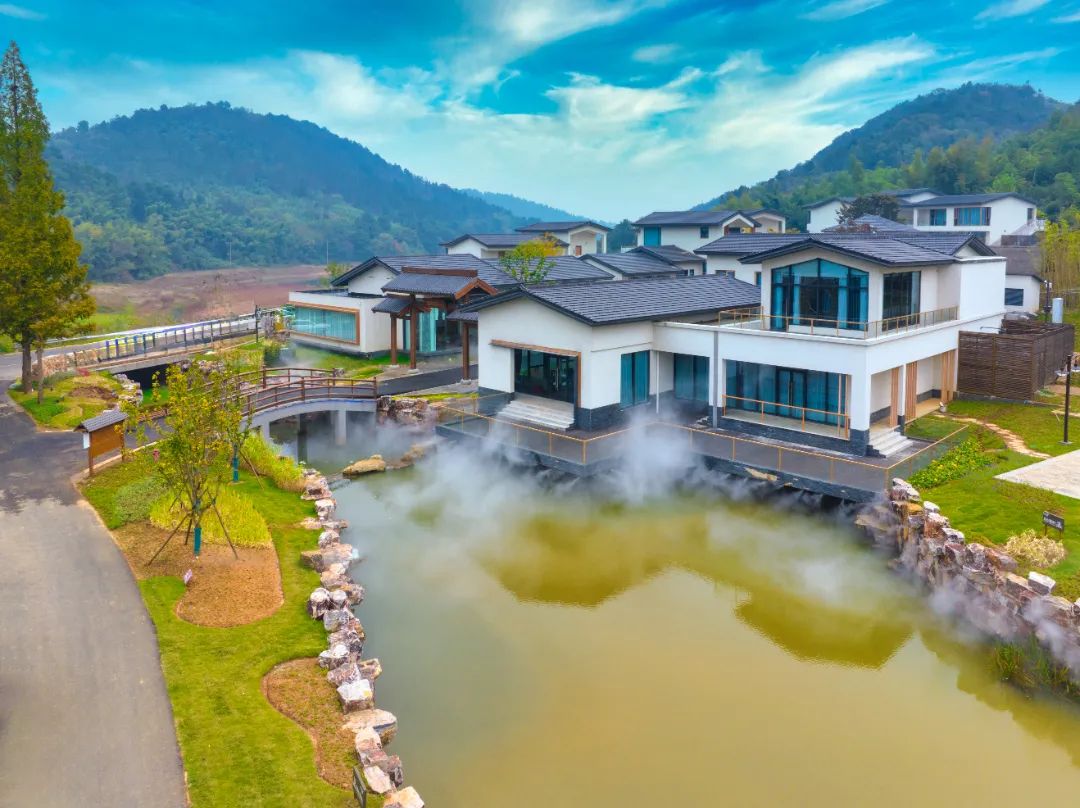 民宿预定火热，今年流行包别墅跨年！企查查：民宿企业近40万家