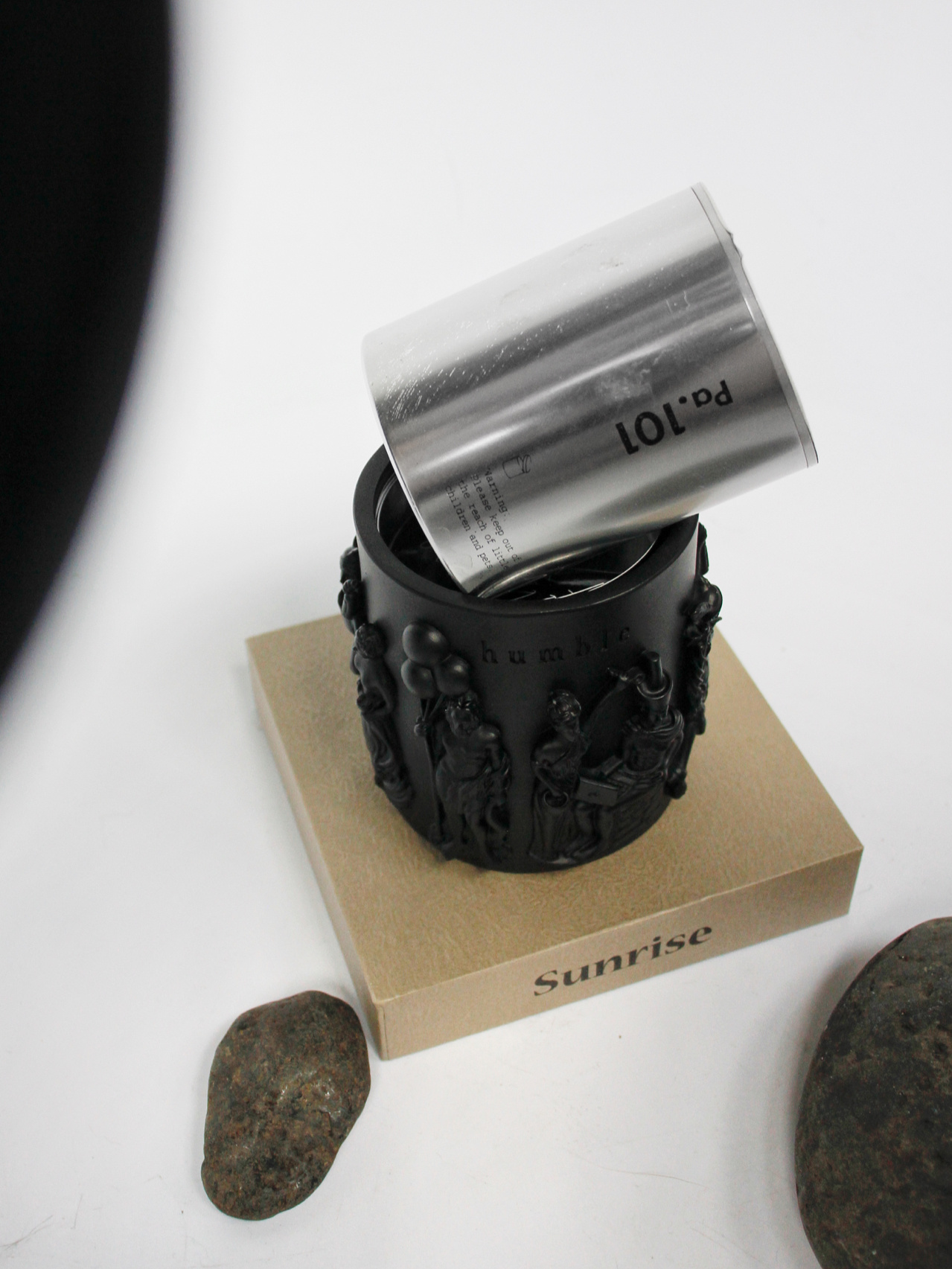 PEEK：高壁垒的轻量化材料，需求爆发进行时